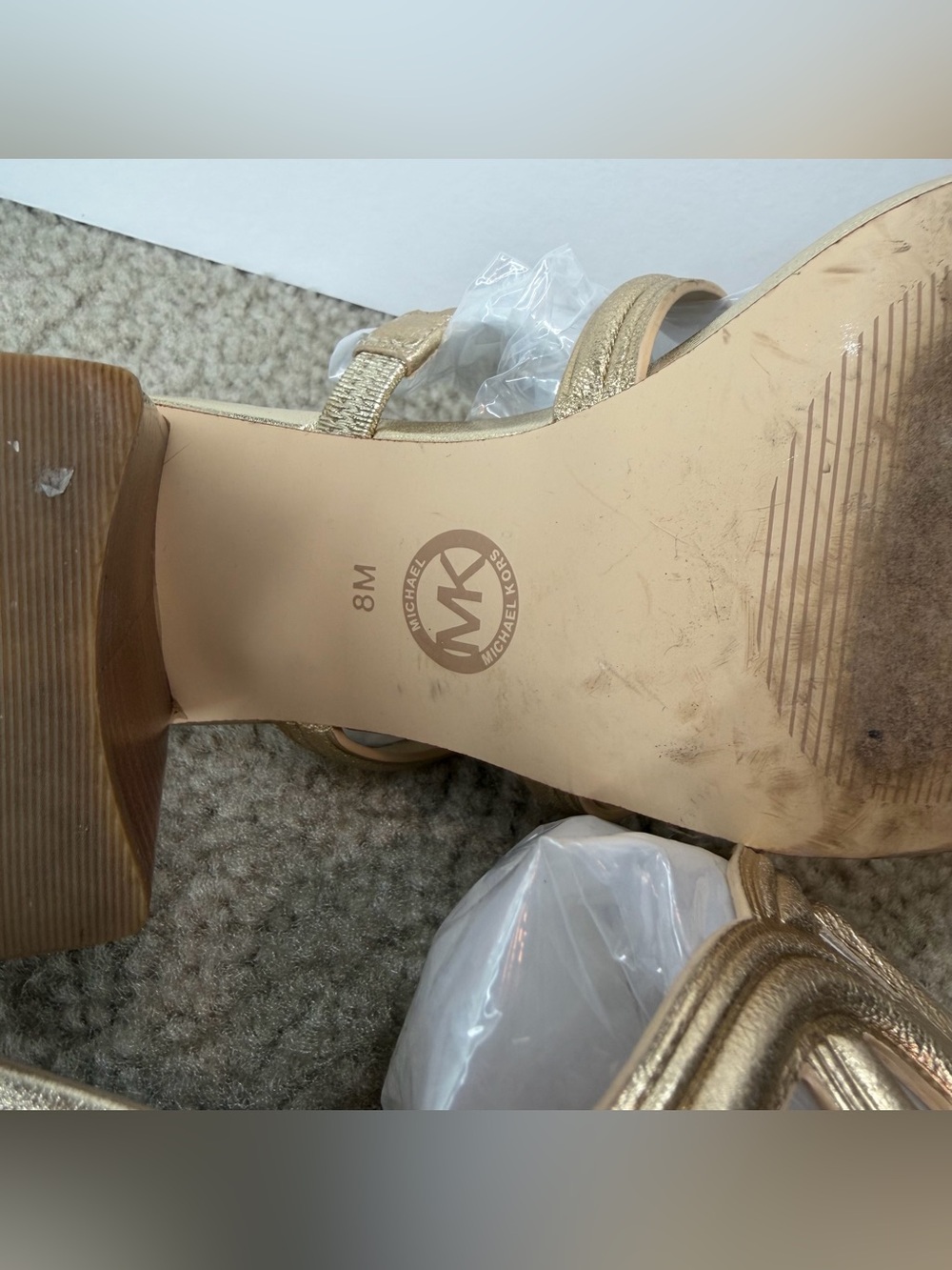 Michael Kors Alma Block Heel Mid leather pale GOLD Sandal 8 - Picture 5 of 6